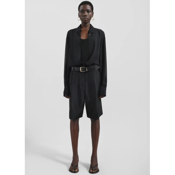 The Frankie Shop Marfa Pleated Silk Bermuda Shorts – Black, view 4