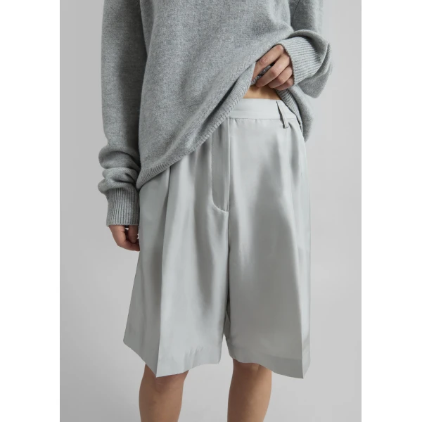 The Frankie Shop Marfa Pleated Silk Bermuda Shorts – Grey, view 3