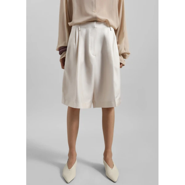 The Frankie Shop Marfa Pleated Silk Bermuda Shorts – Ivory, view 3