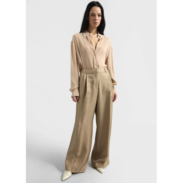 The Frankie Shop Marfa Pleated Silk Trousers – Beige, view 5