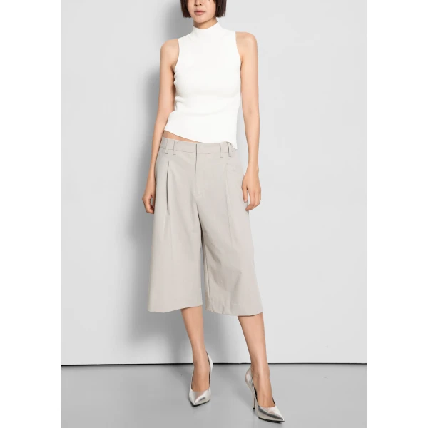 The Frankie Shop Meldert Bermuda Shorts – Stone, view 3