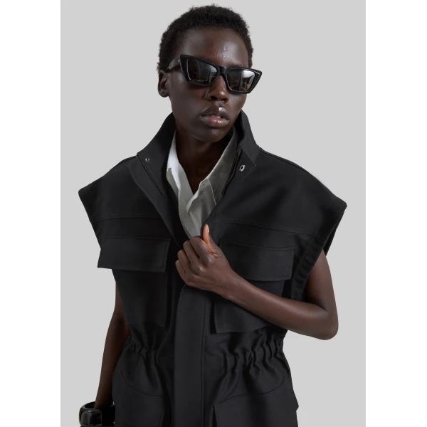 The Frankie Shop Melton Detachable Sleeve Cargo Jacket – Black, view 4