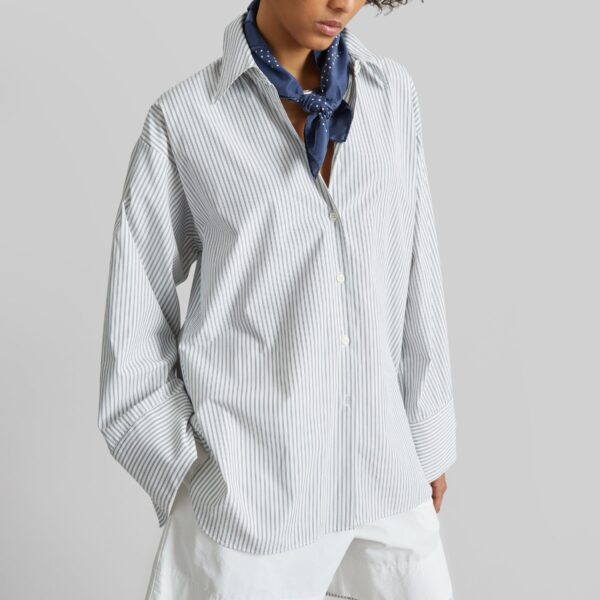The Frankie Shop Menton Oversized Shirt - White/Blue Stripe - Oversized Minimalist Tops in Multicolour - Shop at Coveti