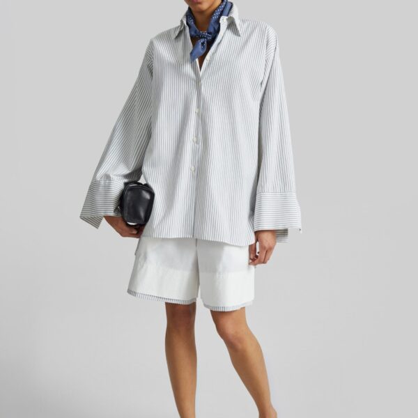 The Frankie Shop Menton Oversized Shirt - White/Blue Stripe - Oversized Minimalist Tops in Multicolour - Shop at Coveti