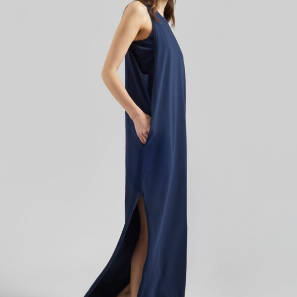 The Frankie Shop Milla Jersey Dress - Dark Navy - Oversized Minimalist Dresses in Blue - Shop at Coveti