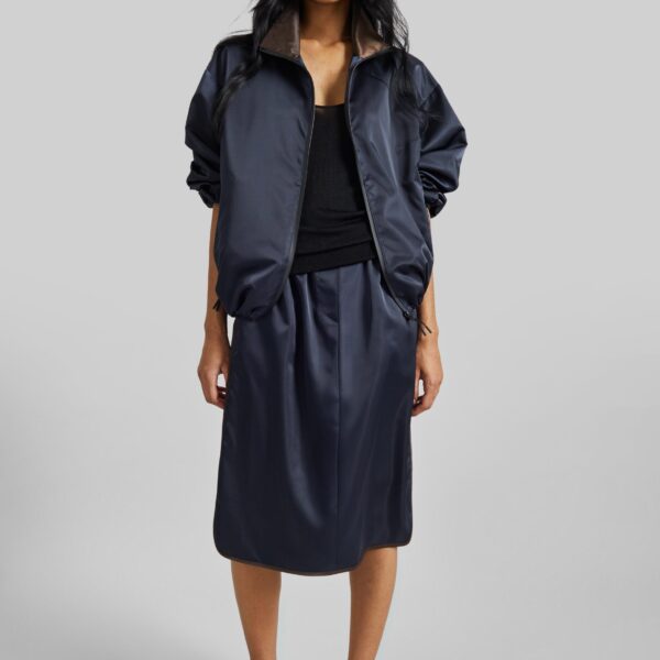 The Frankie Shop Munich Contrast Collar Zip-Up Jacket - Navy - Oversized Minimalist Jackets in Blue - Shop at Coveti