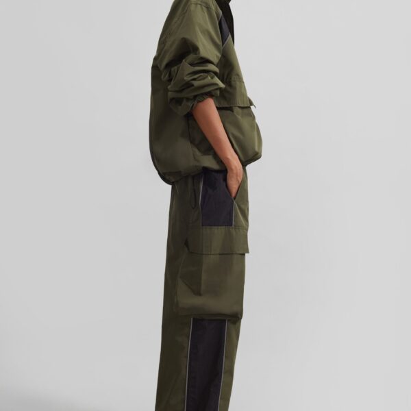 The Frankie Shop Navan Cargo Pants - Khaki - Oversized Minimalist Pants in Green - Shop at Coveti