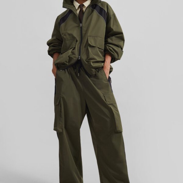 The Frankie Shop Navan Cargo Pants - Khaki - Oversized Minimalist Pants in Green - Shop at Coveti