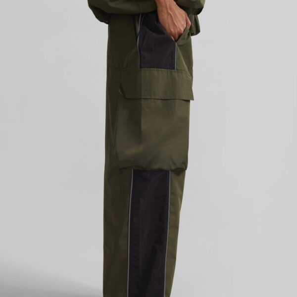 The Frankie Shop Navan Cargo Pants - Khaki - Oversized Minimalist Pants in Green - Shop at Coveti