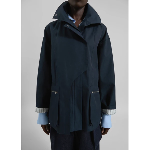 The Frankie Shop Norris Short Trench – Navy, view 5