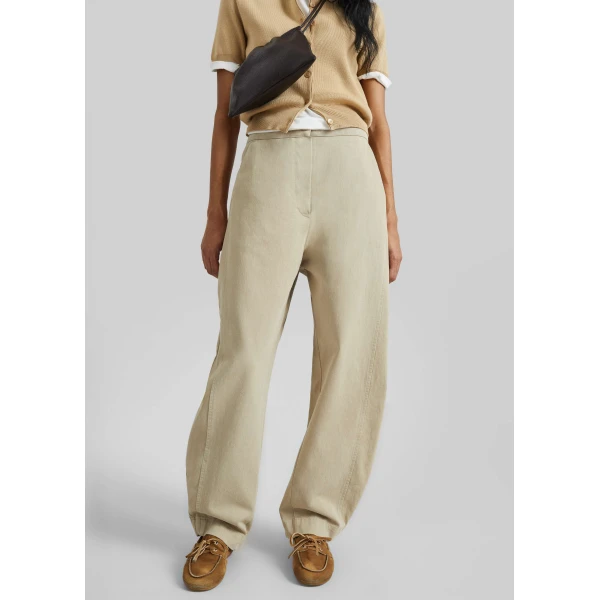 The Frankie Shop Noyon Barrel Leg Pants – Beige, view 3