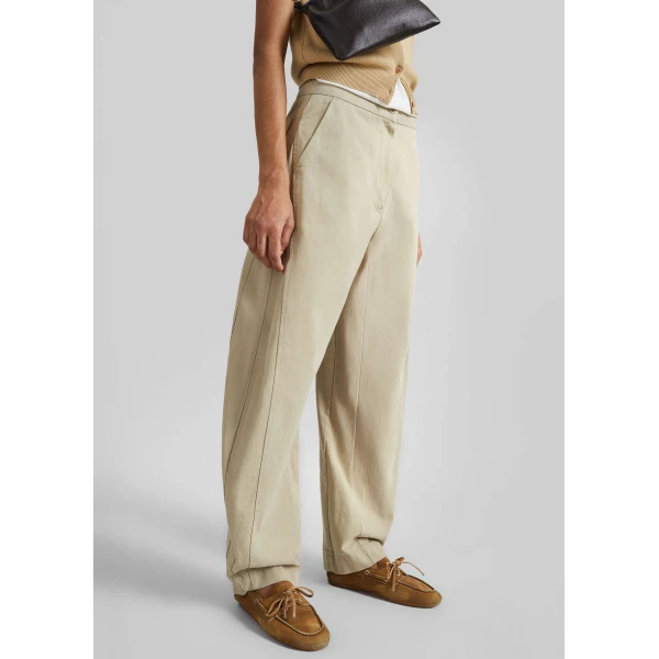 The Frankie Shop Noyon Barrel Leg Pants – Beige, view 5
