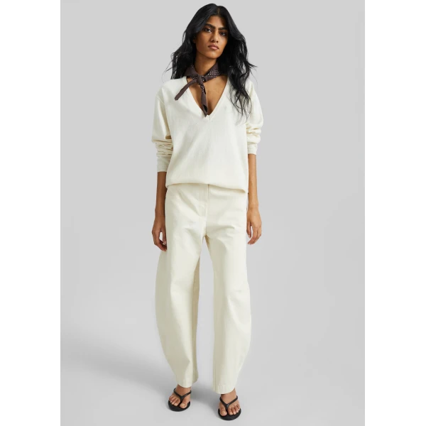 The Frankie Shop Noyon Barrel Leg Pants – Cream, view 5