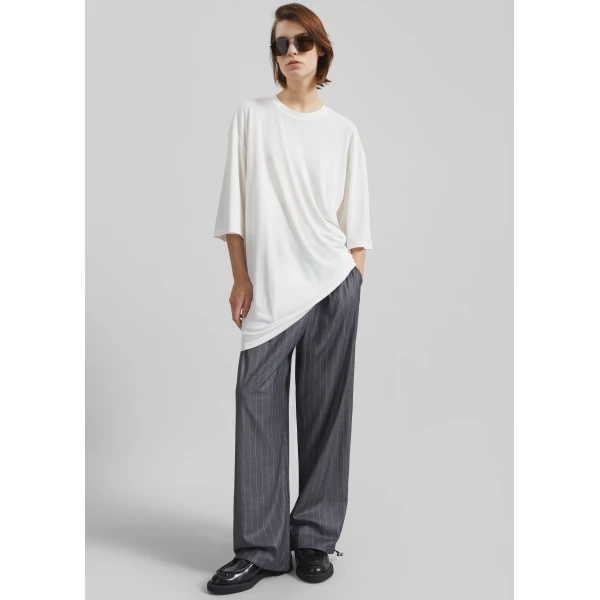 The Frankie Shop Oberon Soft Oversized T-Shirt – White Top, view 2