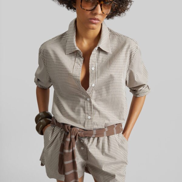 The Frankie Shop Odemira Mini Boxer Shorts - Beige Plaid - Oversized Minimalist Shorts in Multicolour - Shop at Coveti