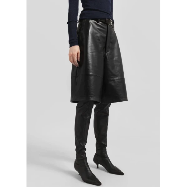 The Frankie Shop Olivia Leather Bermuda Shorts – Black, view 4