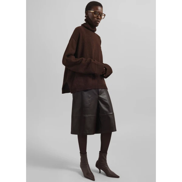 The Frankie Shop Olivia Leather Bermuda Shorts – Dark Brown, view 4
