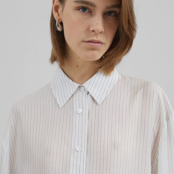 The Frankie Shop Peri Double Striped Shirt - White/Black Stripe - Oversized Minimalist Tops in Multicolour - Shop at Coveti