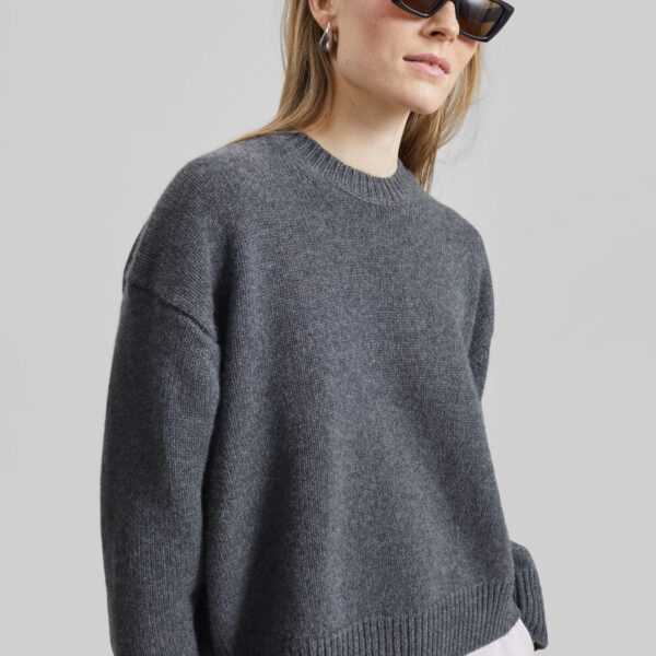 The Frankie Shop Pia Oversized Cashmere Sweater - Anthracite Melange - Oversized Minimalist Knitwear in Grey - Shop at Coveti