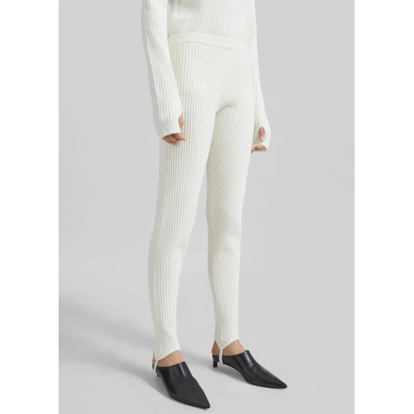 The Frankie Shop Piuma Knit Stirrup Leggings – White, view 4