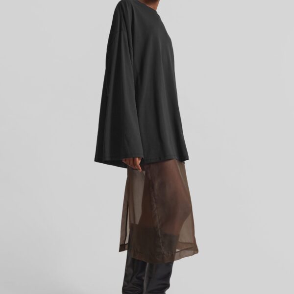 The Frankie Shop Rio Oversized Sleeve Tee - Black - Oversized Minimalist Tops in Black - Shop at Coveti