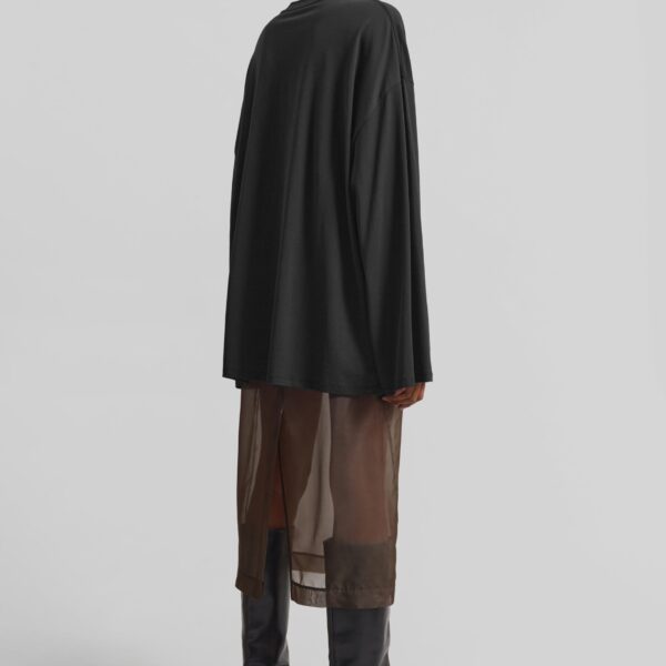 The Frankie Shop Rio Oversized Sleeve Tee - Black - Oversized Minimalist Tops in Black - Shop at Coveti