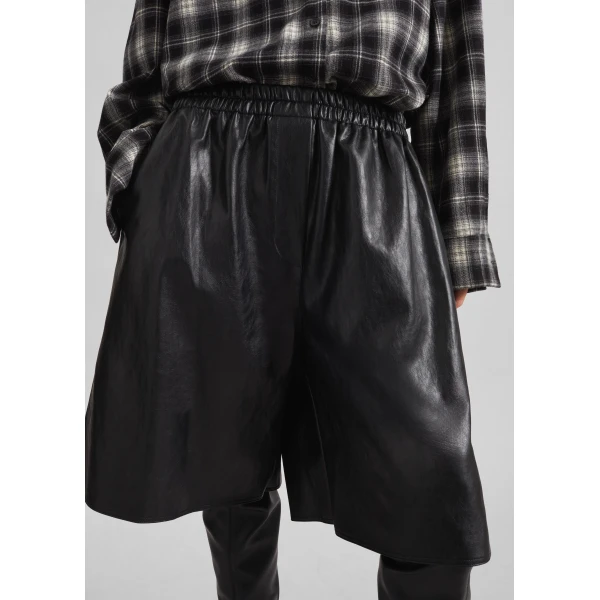The Frankie Shop Risarven Faux Leather Bermuda Shorts – Black, view 5
