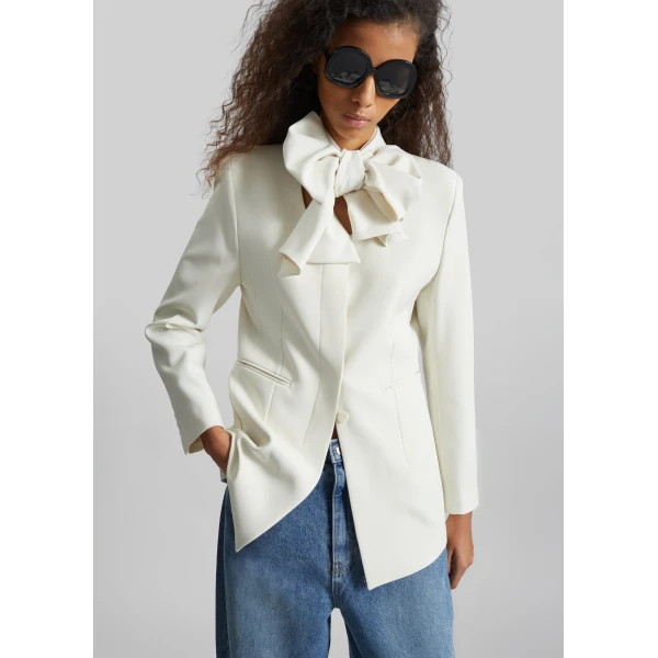 The Frankie Shop Seika Scarf Blazer – Ivory, view 5