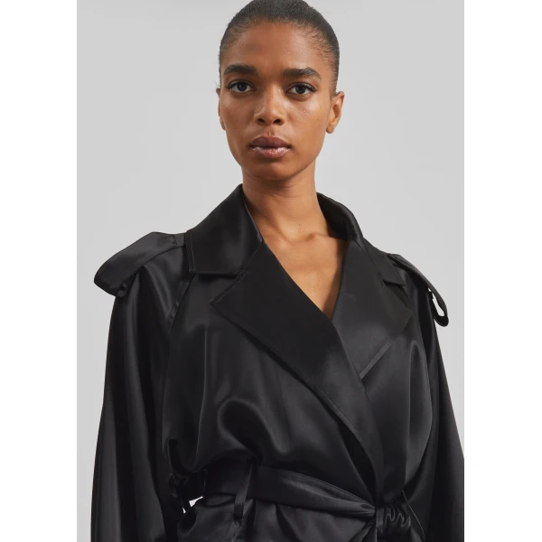The Frankie Shop Simona Satin Short Trench – Black, view 4