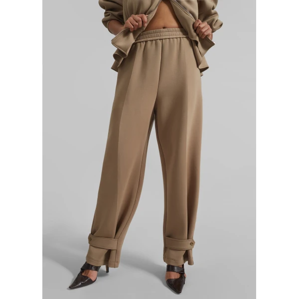 The Frankie Shop Sorelle Sweatpants – Camel, view 3