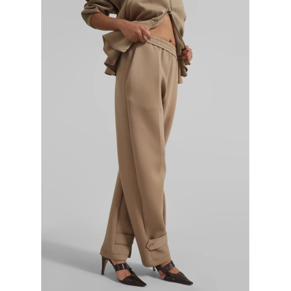 The Frankie Shop Sorelle Sweatpants – Camel, view 5