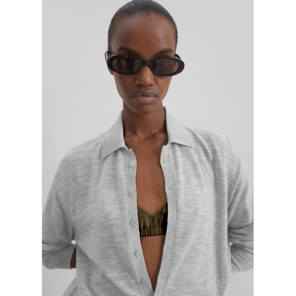 The Frankie Shop Tala Knit V-Neck Polo – Light Grey, view 3