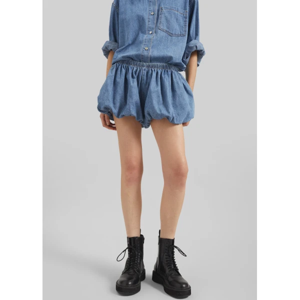 The Frankie Shop Varzy Denim Bubble-Hem Shorts – Medium Wash, view 3