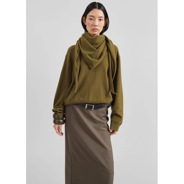 The Frankie Shop Vermont Scarf Sweater – Olive, view 2