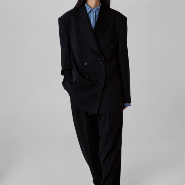 The Frankie Shop Vester Double-Breasted Blazer - Black - Oversized Minimalist Jackets in Black - Shop at Coveti