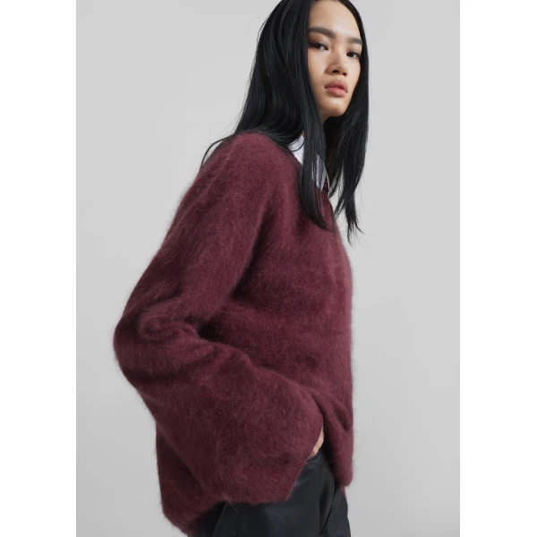 The Frankie Shop Vilhena Wool Fuzzy V-Neck Sweater – Burgundy, view 5
