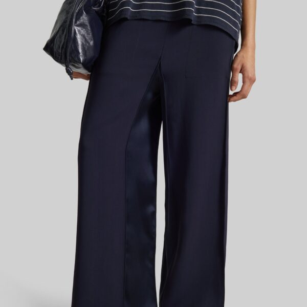 The Frankie Shop Wide Leg Culottes - Dark Ink Navy - Oversized Minimalist Pants in Black - Shop at Coveti