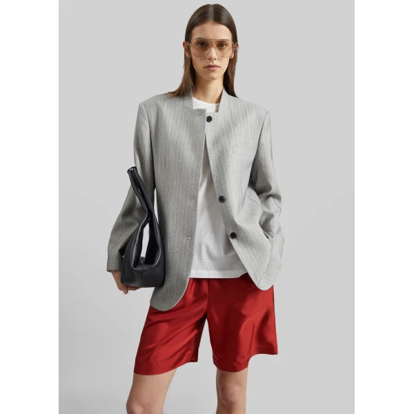 The Frankie Shop Zinia Lds Silk Twill Bermuda – Red Shorts, view 2