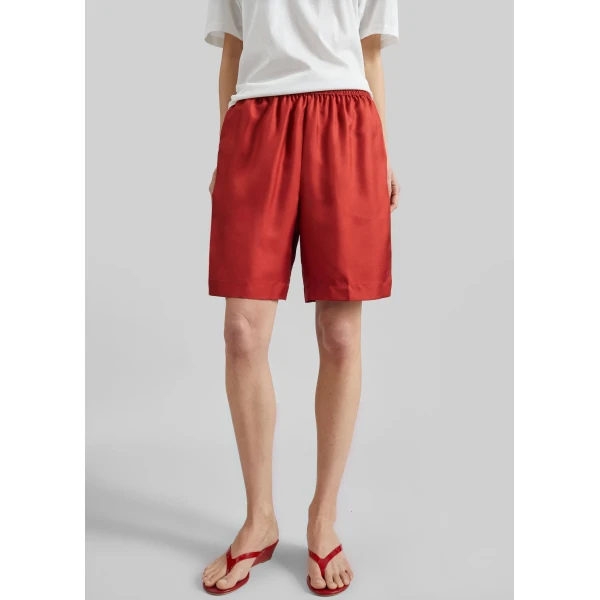 The Frankie Shop Zinia Lds Silk Twill Bermuda – Red Shorts, view 3