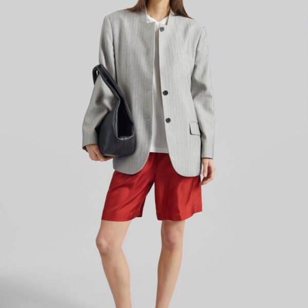 The Frankie Shop Zinia Lds Silk Twill Bermuda - Red - Oversized Minimalist Shorts in Red - Shop at Coveti