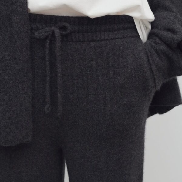 The Row Julip Pants - Pants - Luxury Ready-to-Wear at Coveti