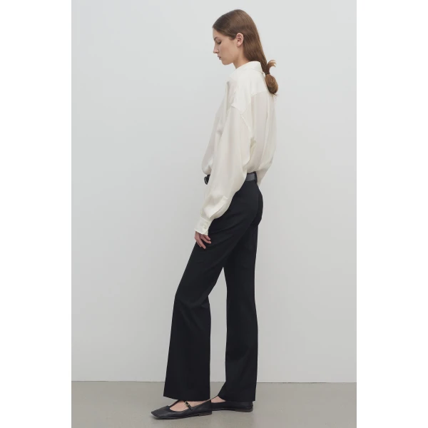 The Row Lyndi Pant, view 4