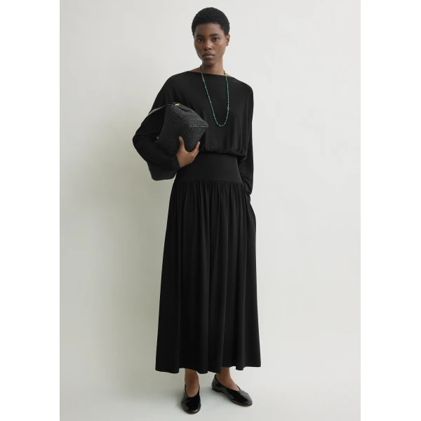 Totême Boatneck Jersey Dress Black - Dresses - Scandinavian Minimalist Luxury at Coveti
