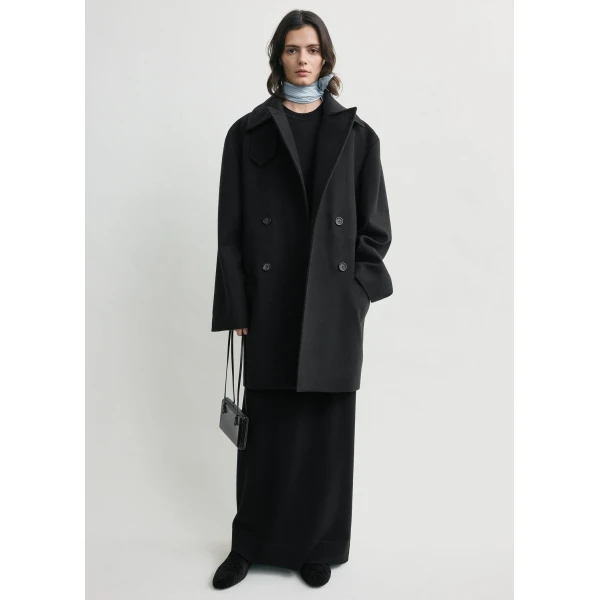 Totême Broad Peacoat Black - Coats - Scandinavian Minimalist Luxury at Coveti