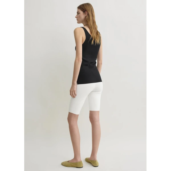 Totême Capri Knit Shorts Off-White - Shorts - Scandinavian Minimalist Luxury at Coveti
