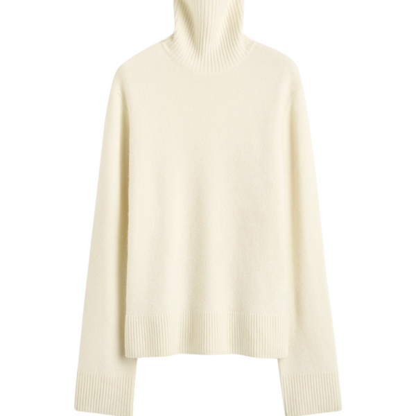 Totême Cashmere Turtleneck Ecru - Knitwear - Scandinavian Minimalist Luxury at Coveti