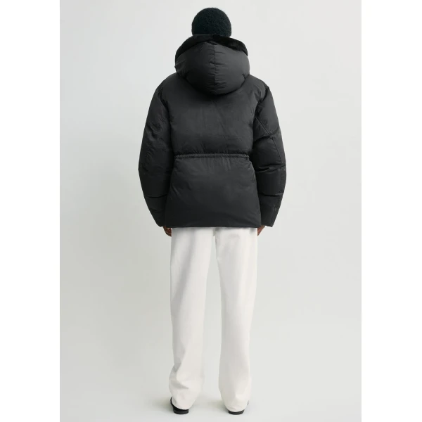 Totême Cinched Puffer Jacket Black - Jackets - Scandinavian Minimalist Luxury at Coveti