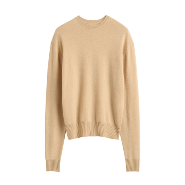 Totême Classic Cashmere Crew Knit Pale Apricot - Knitwear - Scandinavian Minimalist Luxury at Coveti