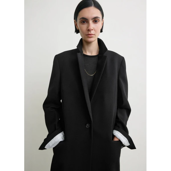Totême Classic Tailored Coat Black - Coats - Scandinavian Minimalist Luxury at Coveti