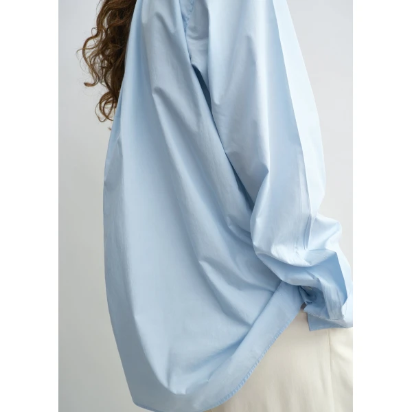 Totême Classic Tumbled Shirt Sky - Tops - Scandinavian Minimalist Luxury at Coveti